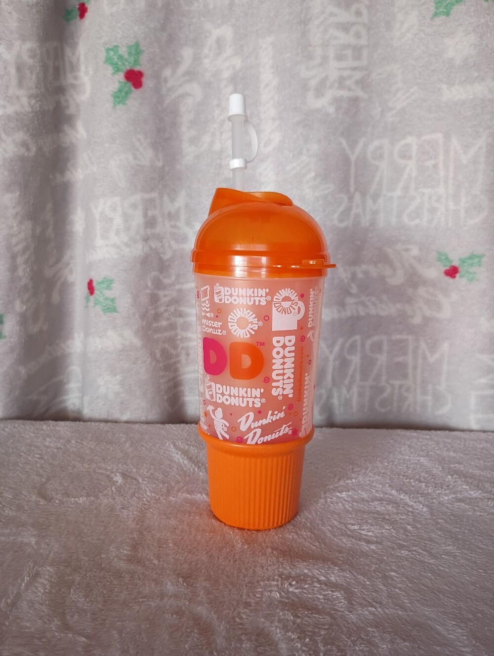 2010 Dunkin' Donuts 24oz Orange Reusable Travel Drink Mug